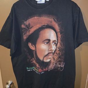 Bob Marley xL black t-shirt full name & dates print on front - print on back